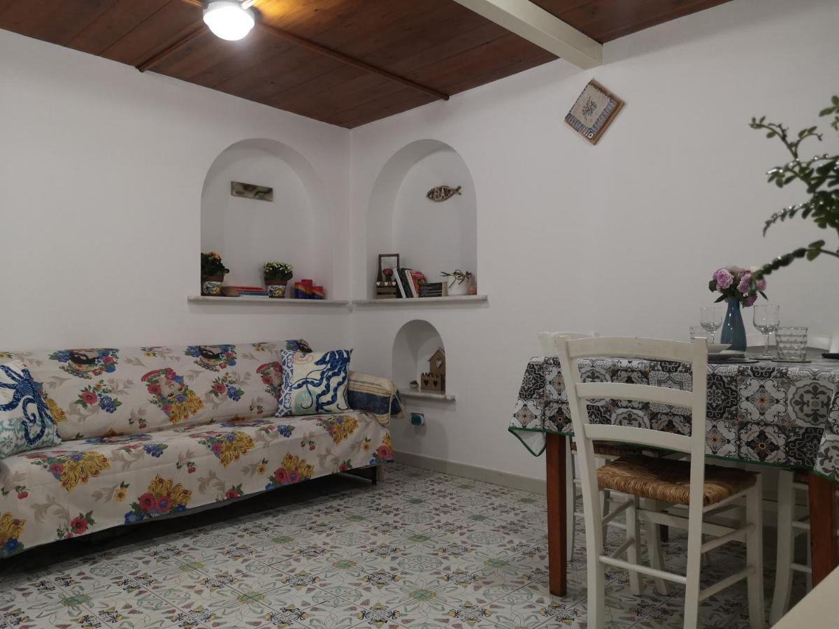 Al Limone Apartman Lipari Kültér fotó