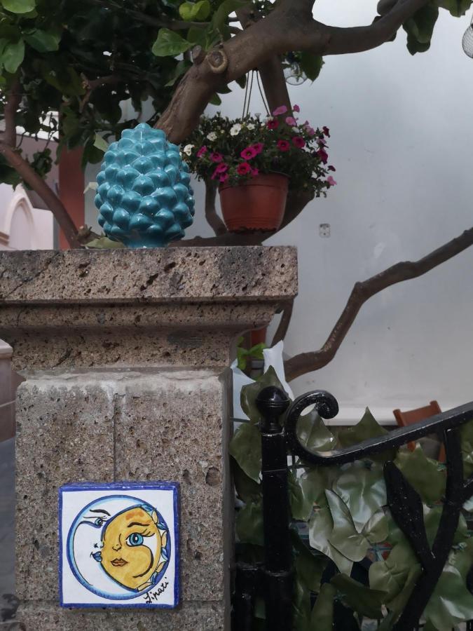 Al Limone Apartman Lipari Kültér fotó